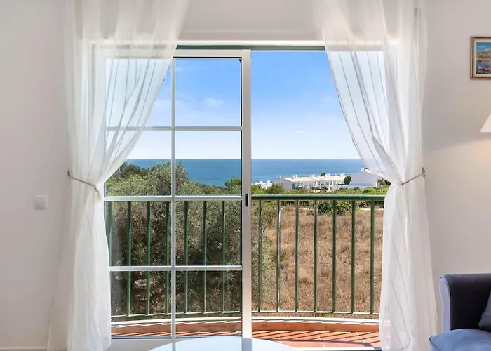아파트 Paz E Vista Mar With Pool & Wifi