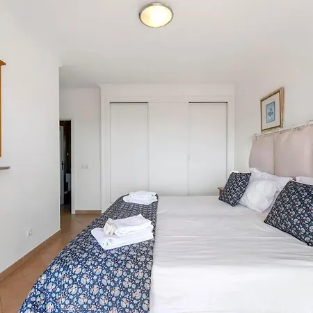 Paz E Vista Mar With Pool & Wifi * Luz