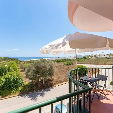 公寓 Paz E Vista Mar With Pool & Wifi *